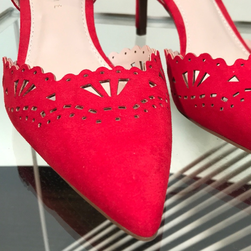 Shoes - Picture 2 of 6